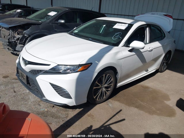 Toyota CAMRY SE 2019 4T1B11HK2KU244483 Image 2
