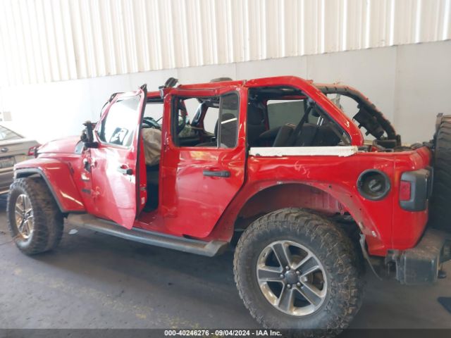 1C4HJXEG8JW233489 Jeep Wrangler Unlimited Sahara