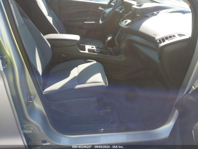 1FMCU9GD0KUC06568 Ford ESCAPE SE