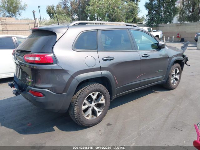 1C4PJMBX5JD512506 Jeep Cherokee Trailhawk 4x4