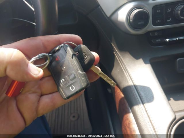 1GKS2AKC1JR360587 GMC YUKON SLE