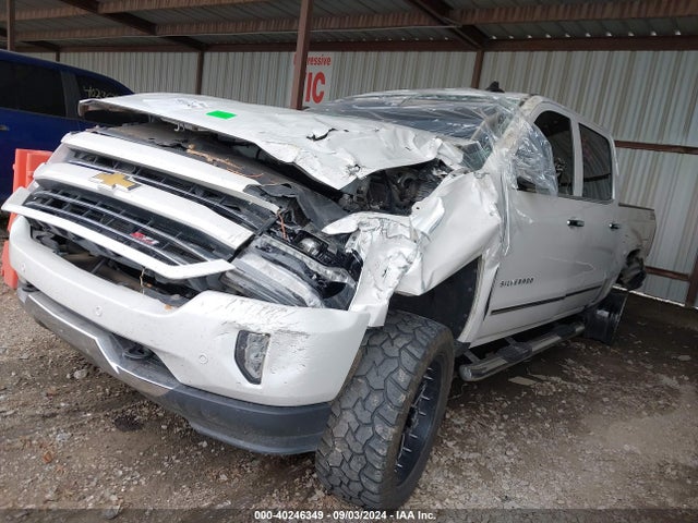 3GCUKSEC9JG113128 Chevrolet Silverado 1500 2lz
