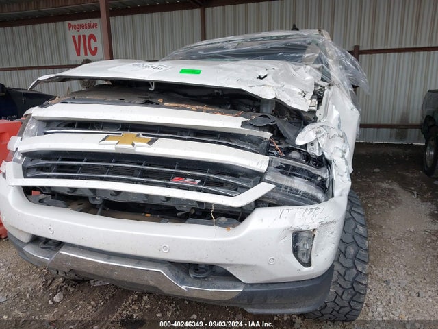 3GCUKSEC9JG113128 Chevrolet Silverado 1500 2lz