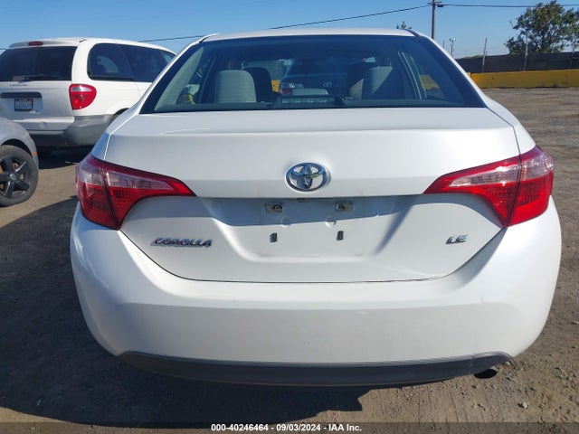 Toyota COROLLA LE 2019 5YFBURHE3KP937015 Image 17