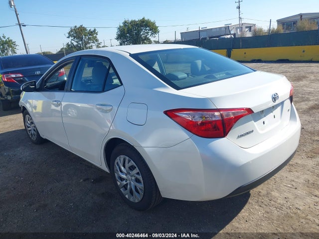 Toyota COROLLA LE 2019 5YFBURHE3KP937015 Image 3