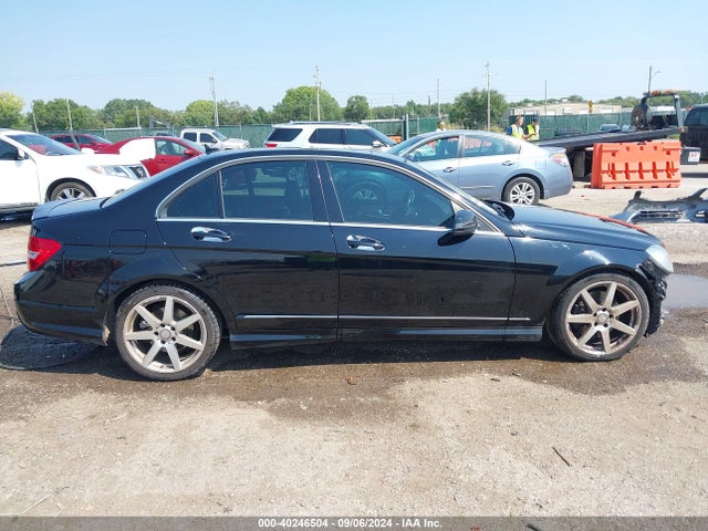 WDDGF8AB2EA950377 Mercedes-Benz C 300 Luxury 4matic/sport 4matic