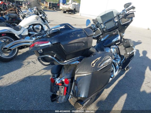 2021 INDIAN MOTORCYCLE CO. ROADMASTER 56KTKABB0M3400196 Photo 3
