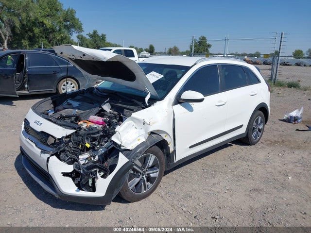 KIA Niro Lxs 2022 KNDCB3LC7N5526957 Image 2