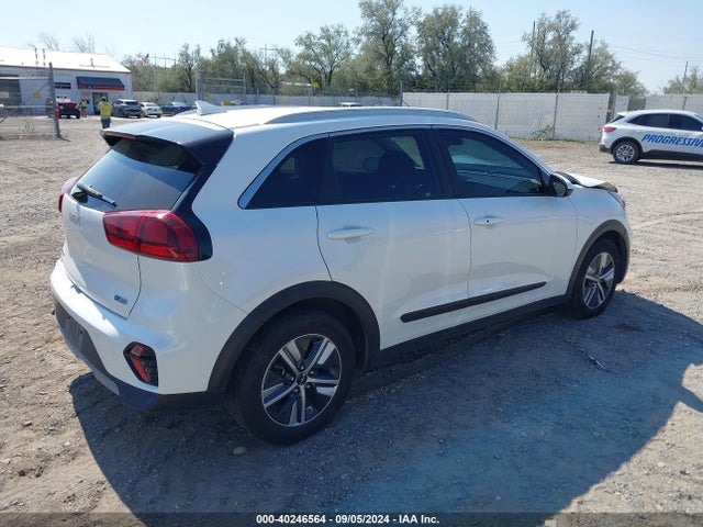 KIA Niro Lxs 2022 KNDCB3LC7N5526957 Image 4