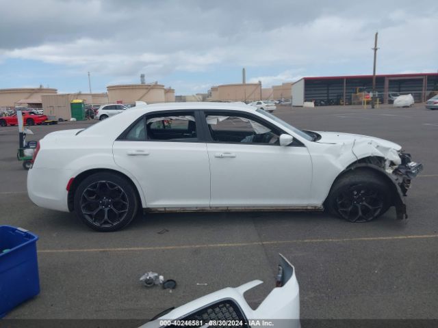 2C3CCABG4KH697826 Chrysler 300 300s