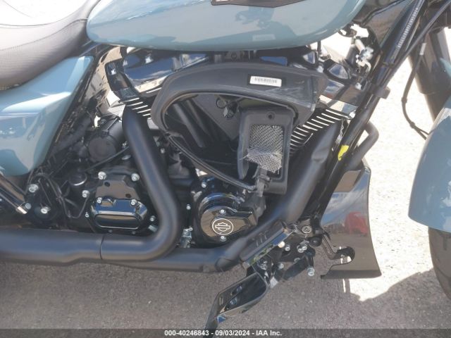 2024 HARLEY-DAVIDSON FLHX 1HD1KB716RB613233 Photo 7