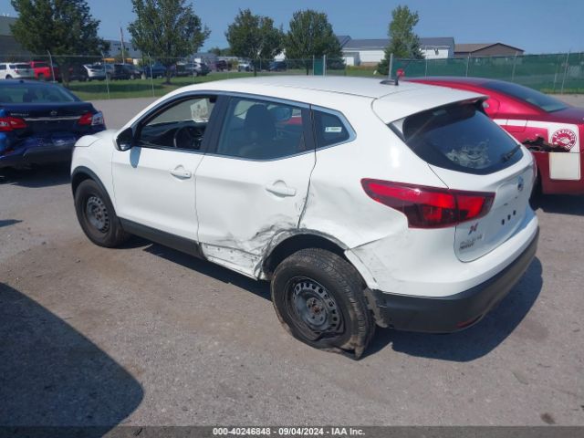 JN1BJ1CR3KW325850 Nissan Rogue Sport S