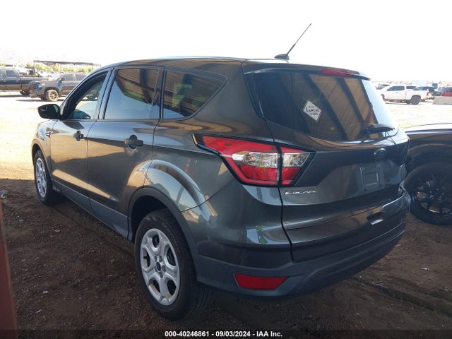 Ford ESCAPE S 2018 1FMCU0F71JUB84196 Image 3