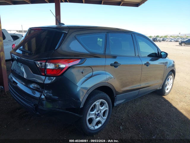 Ford ESCAPE S 2018 1FMCU0F71JUB84196 Image 4