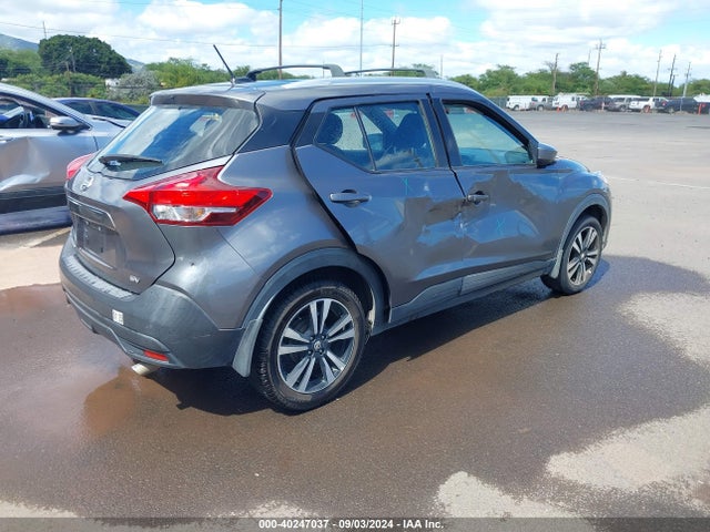 Nissan KICKS SV 2019 3N1CP5CU8KL555257 Image 4