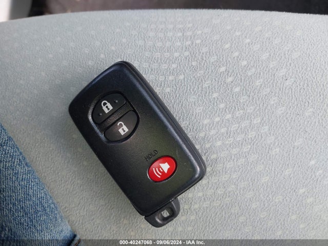 Toyota Prius V Three 2014 JTDZN3EU5E3320748 Image 11