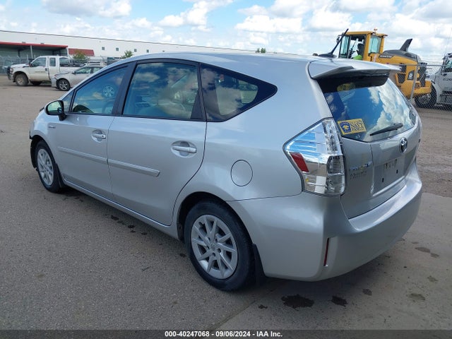Toyota Prius V Three 2014 JTDZN3EU5E3320748 Image 3