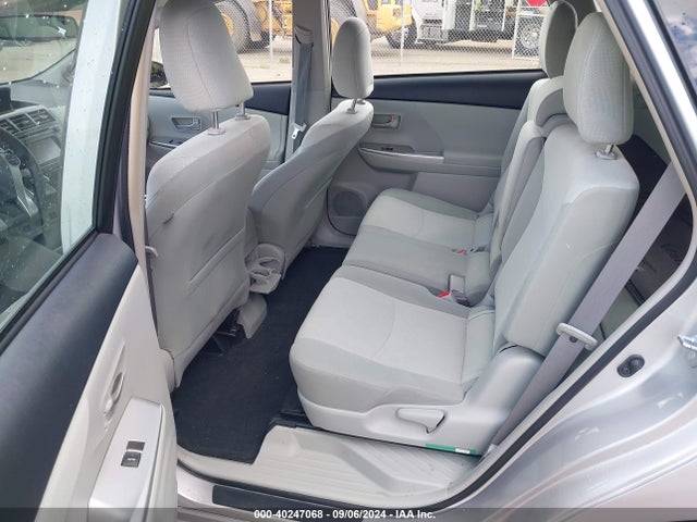 Toyota Prius V Three 2014 JTDZN3EU5E3320748 Image 8