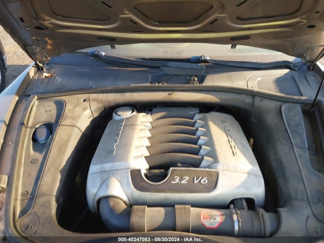 2005 PORSCHE CAYENNE WP1AA29P55LA21752 Photo 9