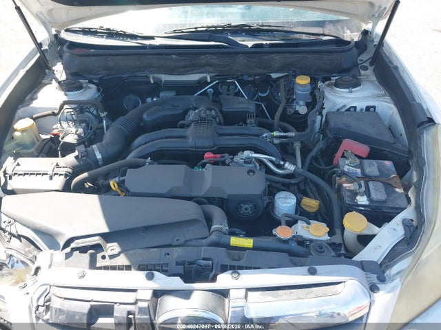 2013 Subaru Outback 2.5i Premium მანქანა იყიდება აუქციონზე, vin: 4S4BRBCC7D3299132, აუქციონის ნომერი: 40247087