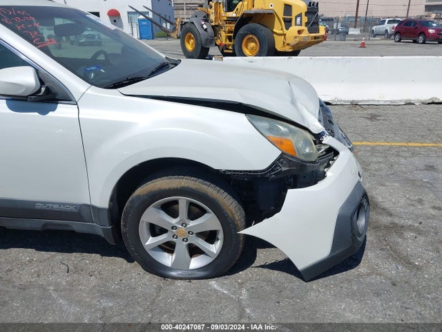 2013 Subaru Outback 2.5i Premium მანქანა იყიდება აუქციონზე, vin: 4S4BRBCC7D3299132, აუქციონის ნომერი: 40247087
