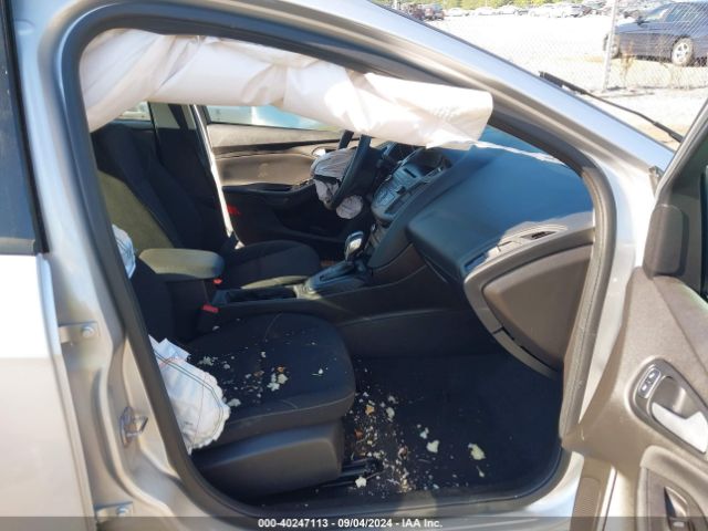 1FADP3F25GL365733 Ford FOCUS SE