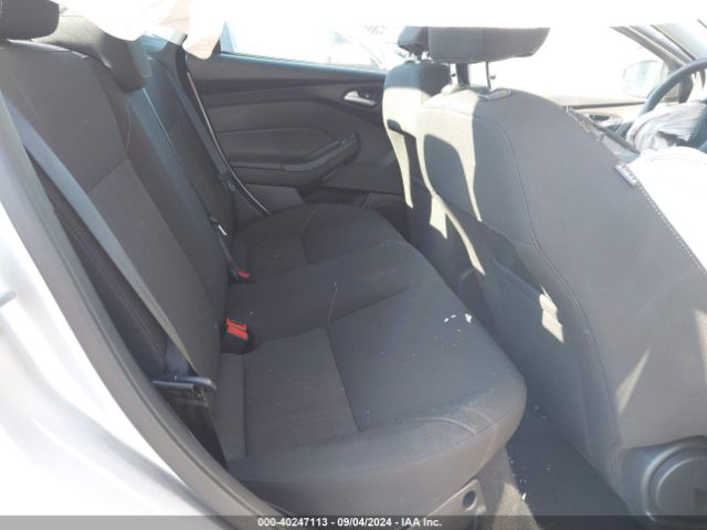 1FADP3F25GL365733 Ford FOCUS SE