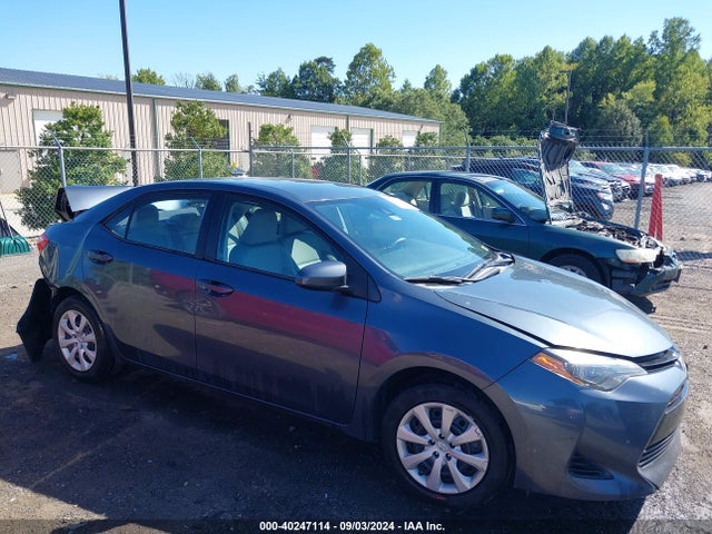 Toyota COROLLA LE 2017 5YFBURHE3HP719052 Image 1