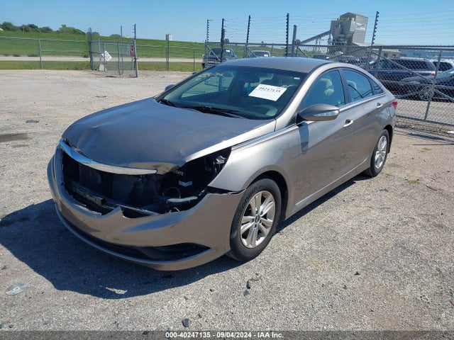 Hyundai SONATA GLS 2014 5NPEB4AC6EH907460 Image 2