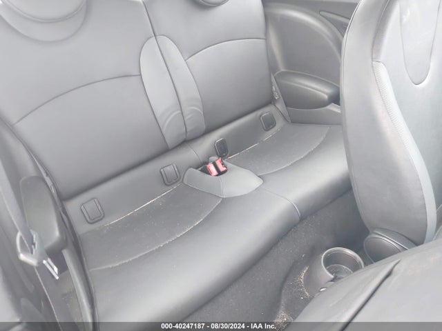 2010 MINI COOPER WMWMF3C56ATZ65998 Photo 7