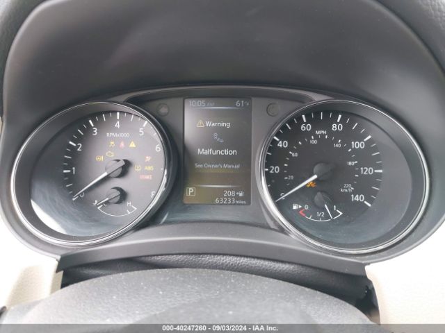 5N1AT2MV2HC880363 Nissan Rogue Sl