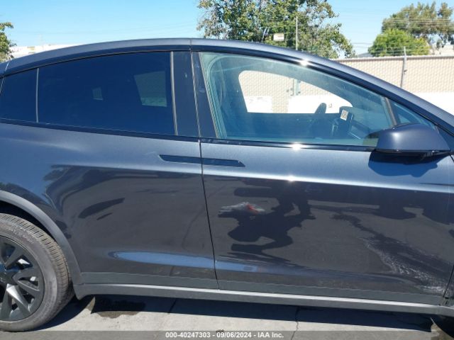 7SAXCBE52RF447369 Tesla MODEL X