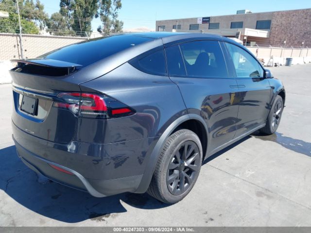 7SAXCBE52RF447369 Tesla MODEL X