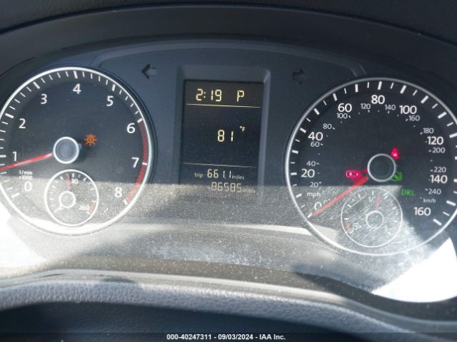 1VWAT7A31FC083097 Volkswagen Passat 1.8t Limited Edition