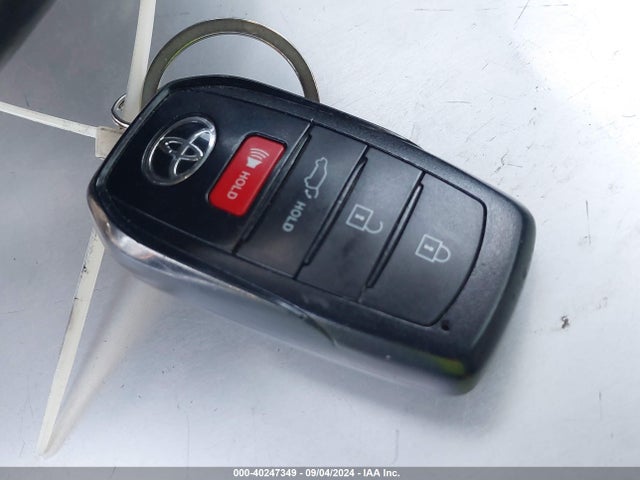 Toyota Corolla Cross Xle 2022 7MUDAAAG2NV027016 Image 11