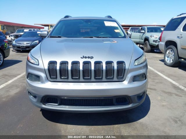 1C4PJLCB6GW229722 Jeep Cherokee Altitude