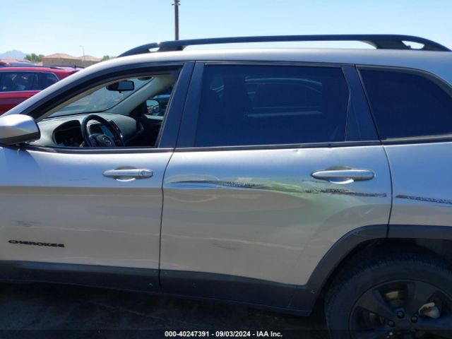 1C4PJLCB6GW229722 Jeep Cherokee Altitude