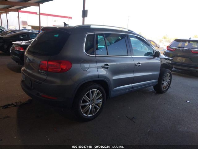 WVGBV7AX4FW506401 Volkswagen Tiguan Sel