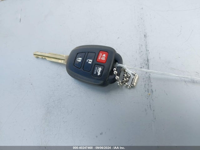 Toyota COROLLA SE 2017 5YFBURHE9HP613527 Image 11