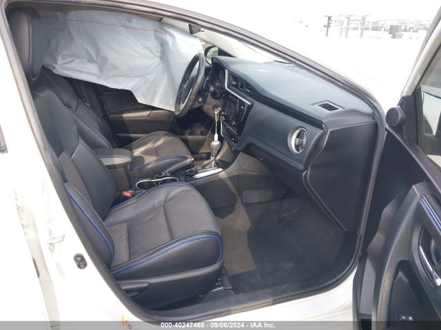 Toyota COROLLA SE 2017 5YFBURHE9HP613527 Image 5