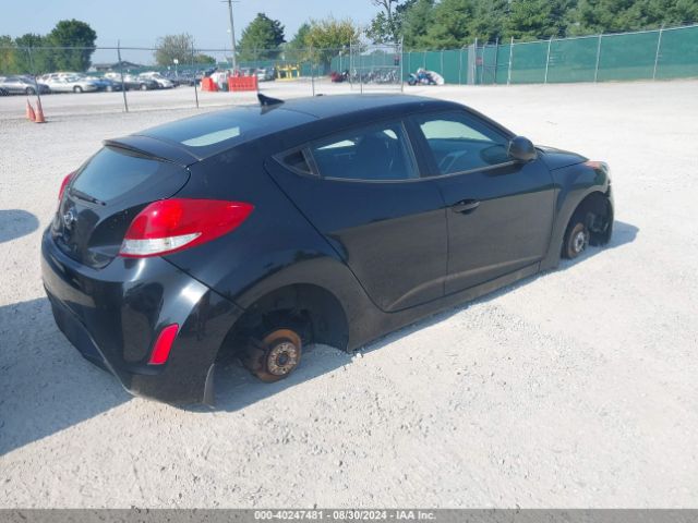 KMHTC6AD0EU210361 Hyundai Veloster Base W/black