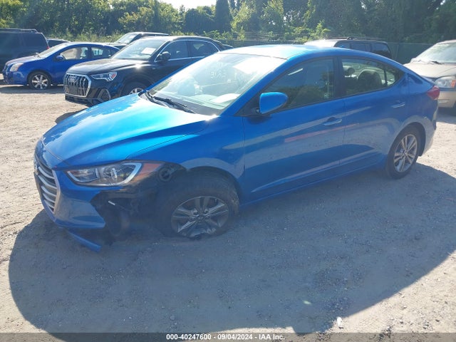 Hyundai ELANTRA SEL 2018 5NPD84LF9JH330421 Image 2