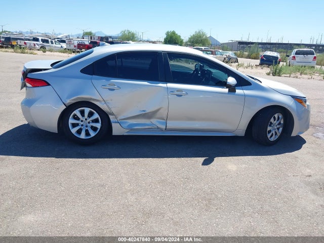 Toyota COROLLA LE 2020 5YFEPRAE5LP055036 Image 6