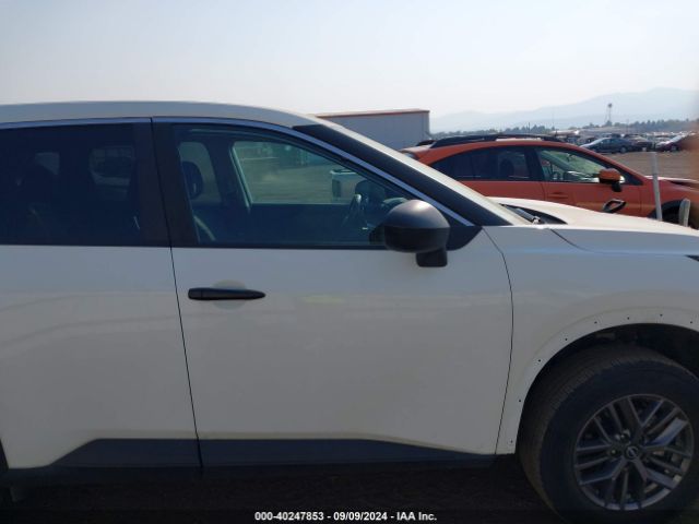 5N1BT3AB0RC677834 Nissan Rogue
