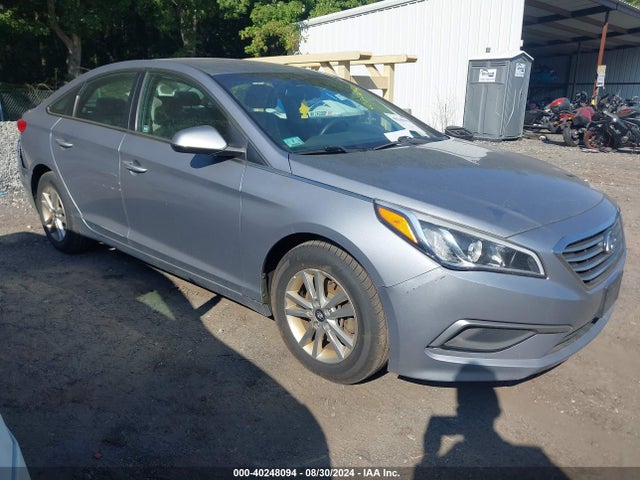 Hyundai SONATA SE 2016 5NPE24AF9GH364344 Image 1