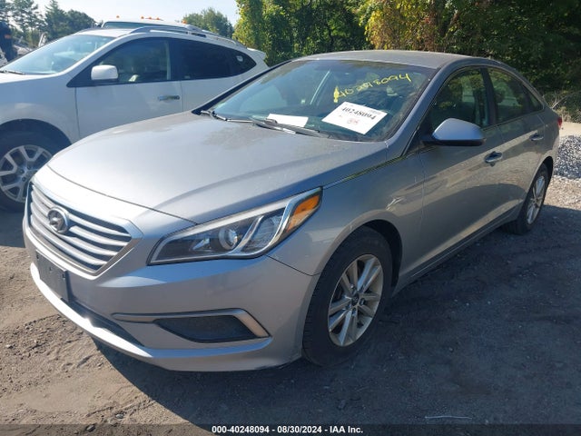 Hyundai SONATA SE 2016 5NPE24AF9GH364344 Image 2