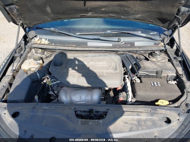 Chrysler 200 S 2015 1C3CCCBBXFN554828 Image 10