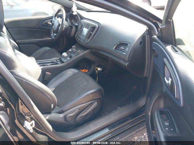 Chrysler 200 S 2015 1C3CCCBBXFN554828 Image 5