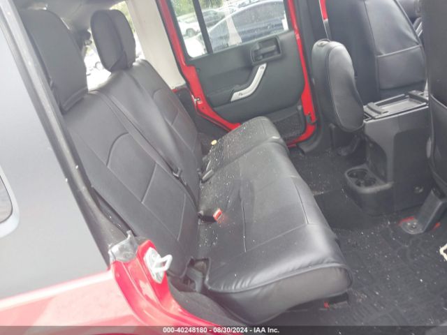 1C4BJWEG9GL305438 Jeep Wrangler Unlimited Sahara