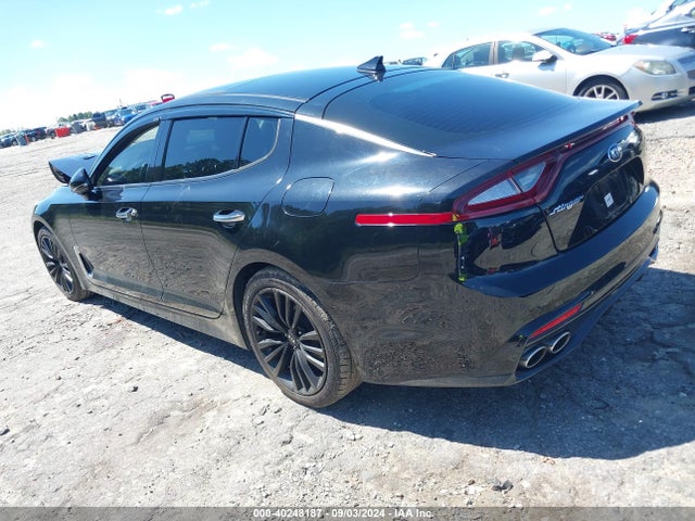 KIA Stinger Premium 2018 KNAE25LA0J6012386 Image 3